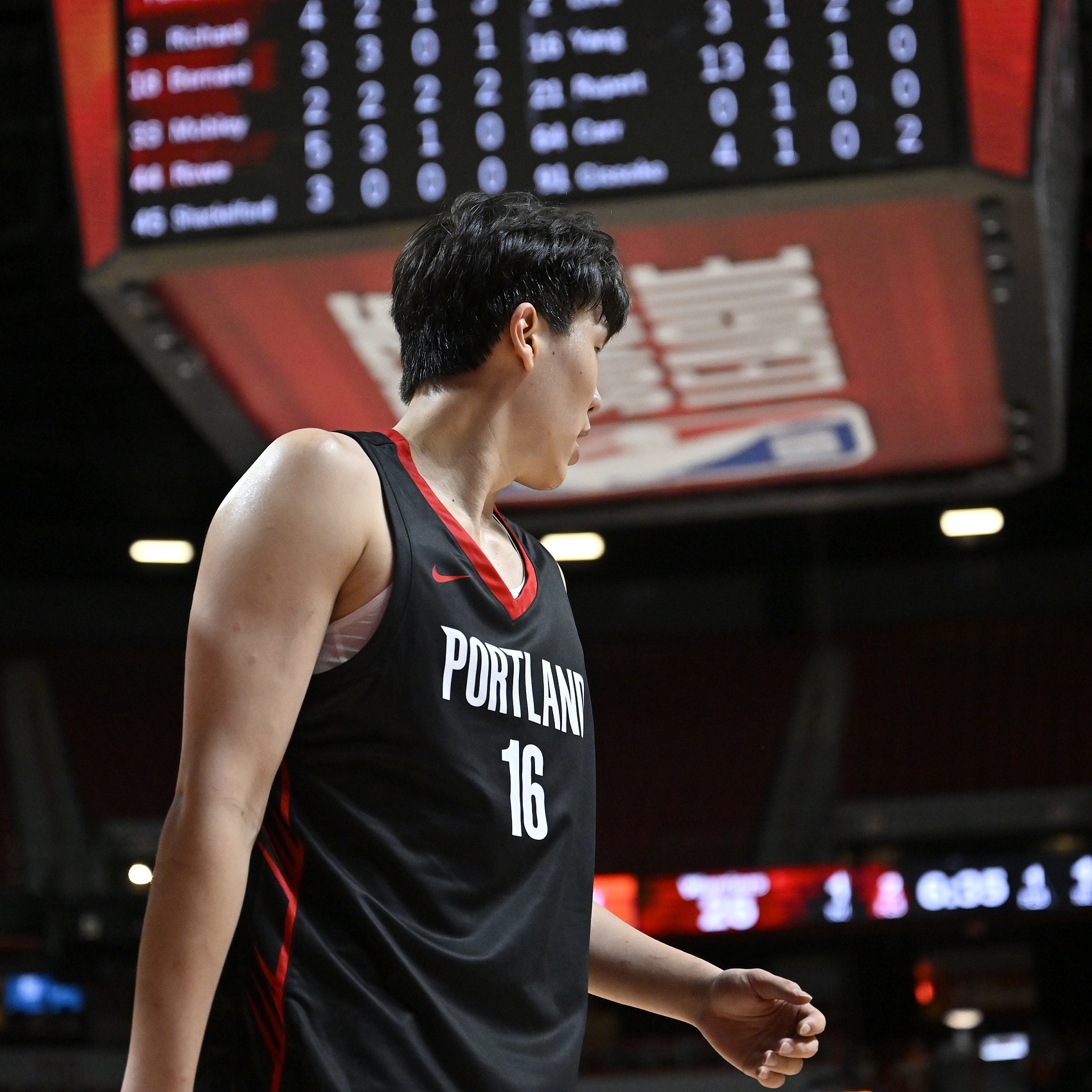 ?绝对排面！新华社&amp;人民日报&amp;央视新闻纷纷转发杨瀚森首秀！